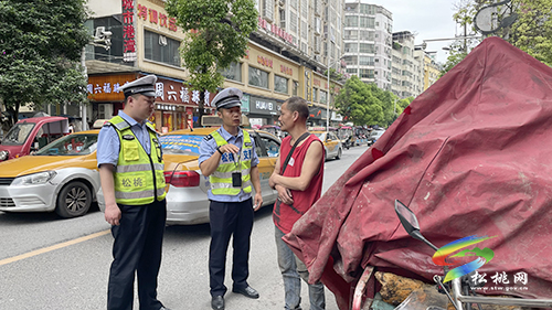 縣交警大隊(duì)：集中整治城區(qū)摩托車亂停亂放行為