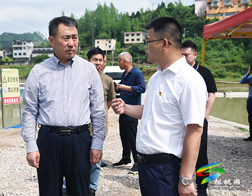 ​江蘇省工商聯(lián)副主席郭東升一行來松桃考察