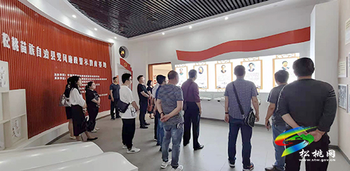 【奮斗百年路 啟航新征程】​松桃審計(jì)局開(kāi)展黨史學(xué)習(xí)教育暨黨風(fēng)廉政警示教育活動(dòng)