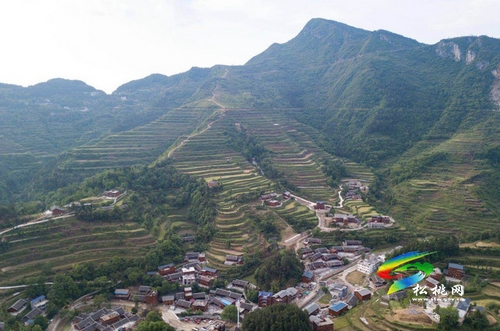 盤(pán)石鎮(zhèn)打造全域旅游示范鄉(xiāng)鎮(zhèn)未來(lái)可期