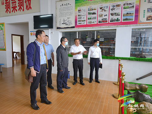 ​東莞市教育局到松桃開展教育協(xié)作考察