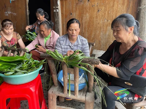 【網(wǎng)絡(luò)中國節(jié)·端午】端午佳節(jié)灰粽飄香