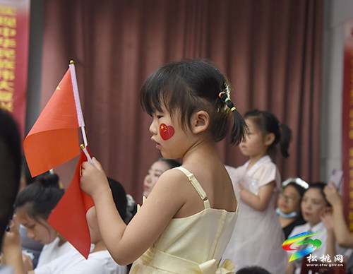 傳承紅色基因 喜慶建黨百年