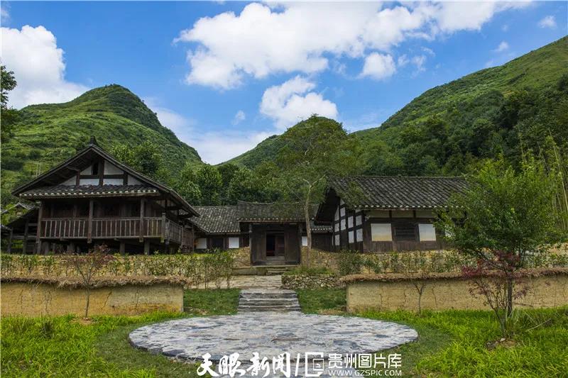 《貴州日?qǐng)?bào)》刊登乾興平文章：弘揚(yáng)遵義會(huì)議精神 走好新時(shí)代的長(zhǎng)征路