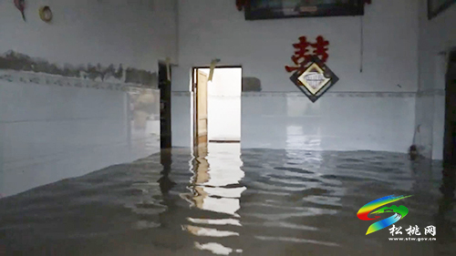 【我為群眾辦實(shí)事】突降暴雨 松桃消防成功營(yíng)救被困群眾