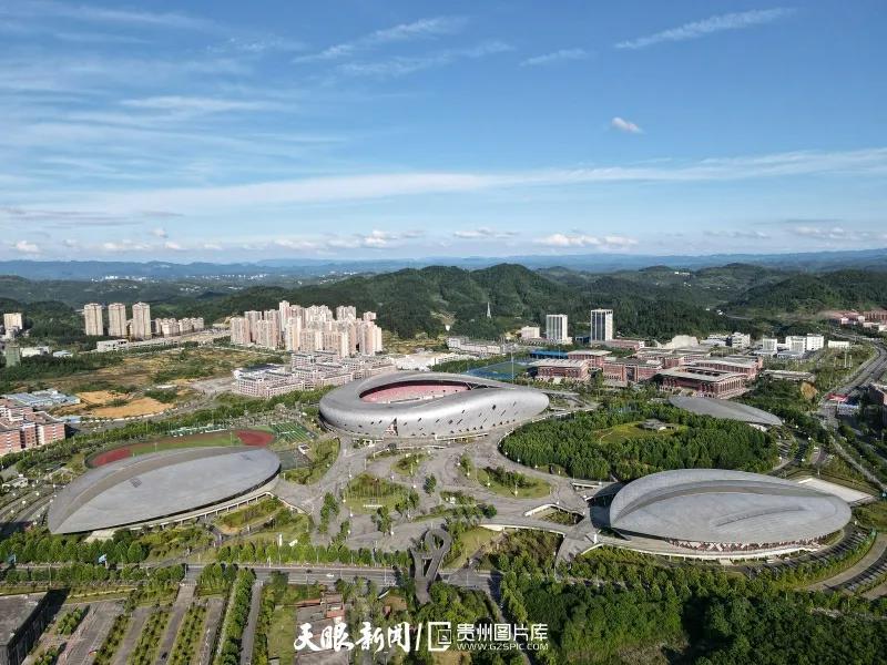 《貴州日?qǐng)?bào)》刊登乾興平文章：共同構(gòu)建人與自然生命共同體