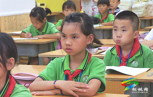 松桃：“兩優(yōu)一先”代表簡(jiǎn)朝臣：生命不息“護(hù)苗”不止