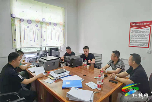 長興堡鎮(zhèn)白果村“一個(gè)堅(jiān)持、六個(gè)到位”做好村級換屆工作