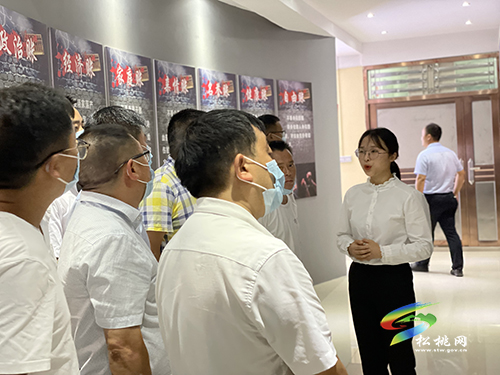 冷水溪鎮(zhèn)開(kāi)展黨風(fēng)廉政建設(shè)警示教育活動(dòng)
