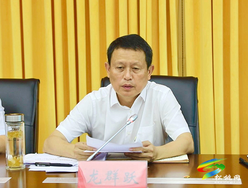 縣委理論學(xué)習(xí)中心組學(xué)習(xí)貫徹習(xí)近平總書記“七一”重要講話精神專題學(xué)習(xí)研討會(huì)召開