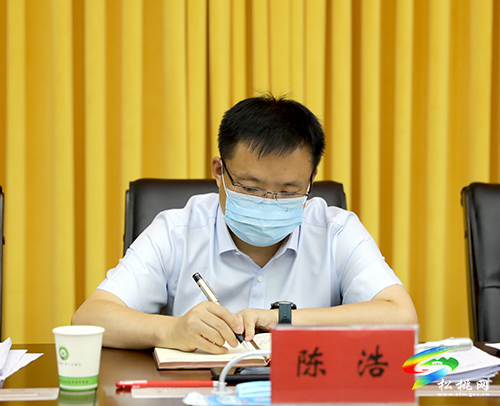 松桃苗族自治縣2021年半年經(jīng)濟(jì)工作會召開