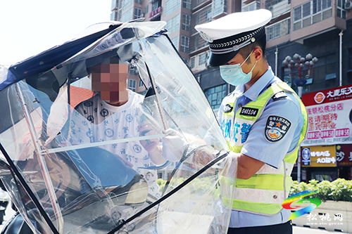 松桃交警大隊(duì)嚴(yán)查摩托車、電動(dòng)摩托車交通違法行為
