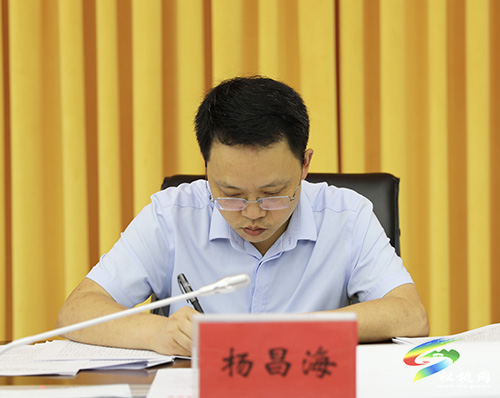 松桃苗族自治縣第十一屆村（社區(qū)）“兩委”換屆工作專題調(diào)度會召開