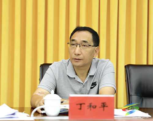 省生態(tài)環(huán)境保護(hù)督察問題整改“回頭看”及錳污染專項督察組督察松桃現(xiàn)場反饋問題工作部署會召開