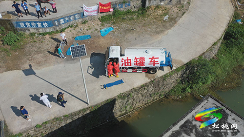 松桃開(kāi)展2021年縣城集中式飲用水源地突發(fā)環(huán)境事件應(yīng)急演練