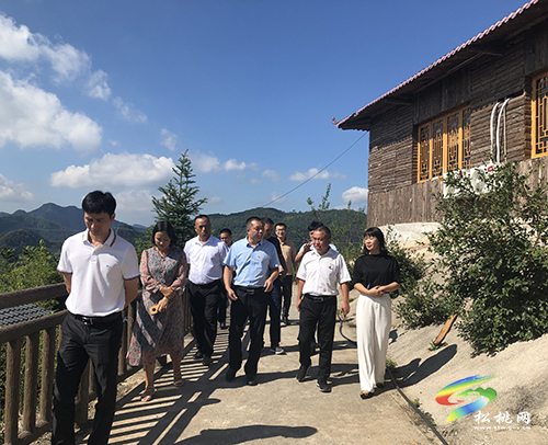 松桃苗族自治縣•東莞市沙田鎮(zhèn)東西部協(xié)作工作座談會(huì)召開并開展實(shí)地走訪考察