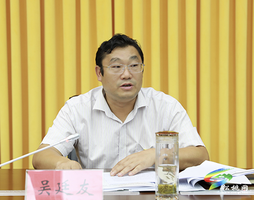中共松桃苗族自治縣委理論學習中心組學習貫徹習近平總書記“七一”重要講話精神專題學習研討會召開