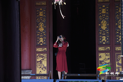 2021“旅游兩會”各大媒體采風(fēng)活動(dòng)走進(jìn)苗王城