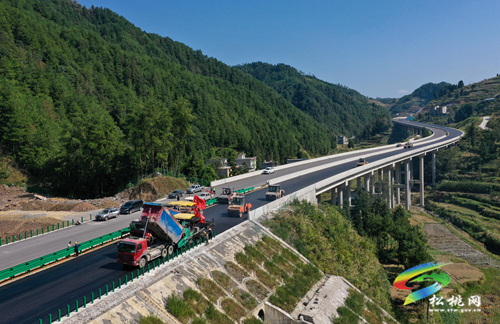 松桃：高速公路建設(shè)忙