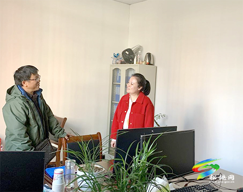 ​田筑玉到城區(qū)農(nóng)貿(mào)市場、高新區(qū)安置點(diǎn)暗訪調(diào)研