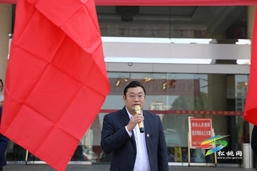 松桃104名醫(yī)護(hù)人員馳援遵義