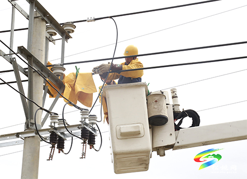 松桃：帶電作業(yè)保障用電