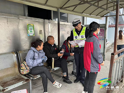 松桃交警走進(jìn)企業(yè)開展“零酒駕”宣傳活動(dòng)
