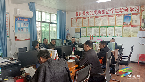 寨英鎮(zhèn)教育管理中心扎實開展教學常規(guī)檢查工作