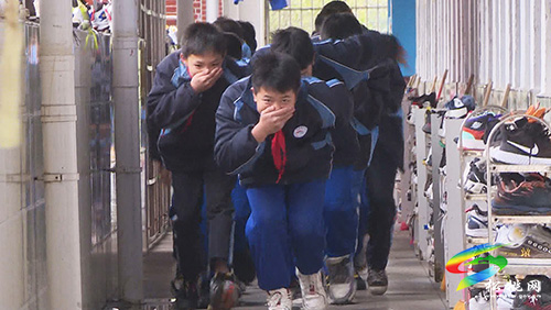 第30個(gè)全國(guó)消防日：松桃多部門聯(lián)合演練 筑牢安全“防火墻”