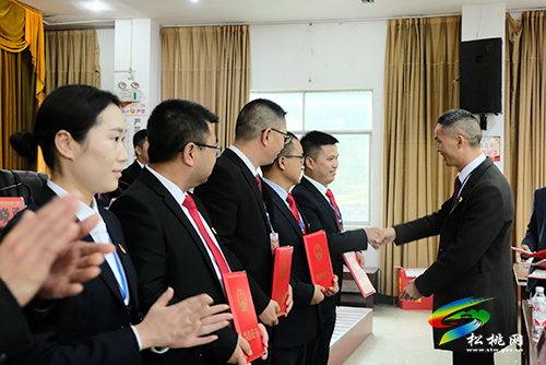 孟溪鎮(zhèn)第八屆人民代表大會第一次會議勝利召開