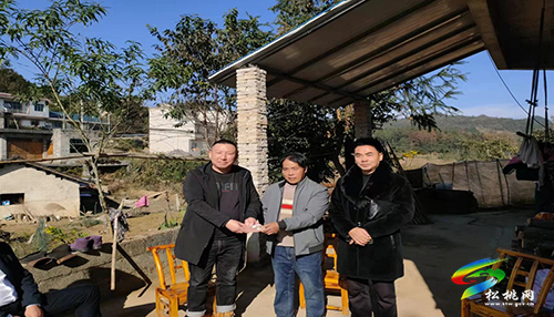 【我為群眾辦實(shí)事】松桃應(yīng)急管理局積極開展“我為群眾辦實(shí)事”實(shí)踐活動(dòng) 搭建愛心橋修通致富路