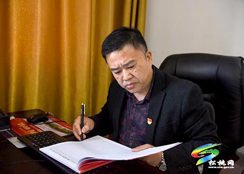 松桃：實施人才強縣戰(zhàn)略 建造人才高地