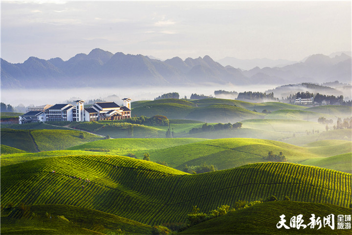 2021年玩轉(zhuǎn)多彩貴州,請(qǐng)收藏12個(gè)月主題旅行打卡清單!