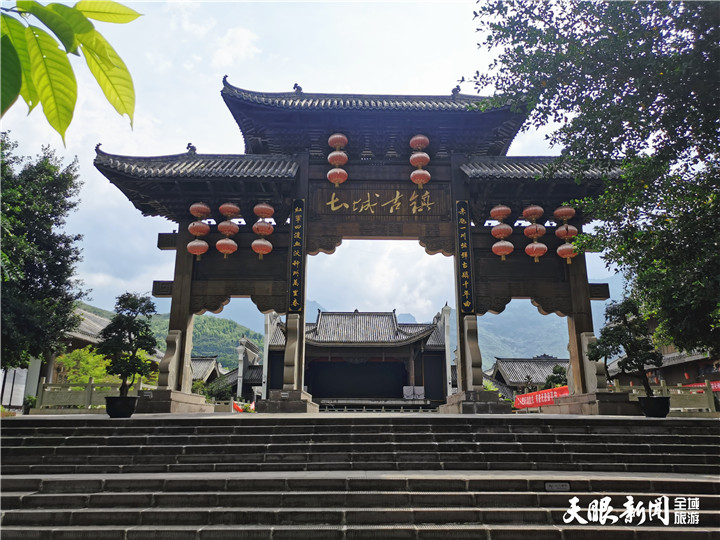 2021年玩轉(zhuǎn)多彩貴州,請(qǐng)收藏12個(gè)月主題旅行打卡清單!