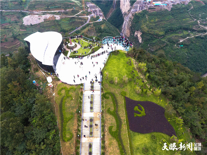 2021年玩轉(zhuǎn)多彩貴州,請(qǐng)收藏12個(gè)月主題旅行打卡清單!