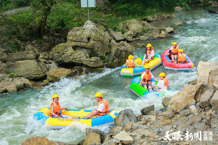 2021年玩轉(zhuǎn)多彩貴州，請收藏12個(gè)月主題旅行打卡清單！