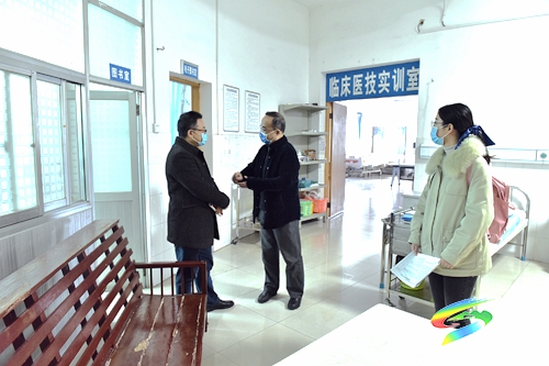 松桃人民醫(yī)院迎接2021年貴州省助理全科醫(yī)生培訓(xùn)基地復(fù)核評估檢查
