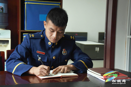 消防員王國(guó)文：勤學(xué)苦練勇爭(zhēng)先　竭誠(chéng)為民擔(dān)使命