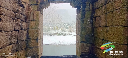 雪景下的古鎮(zhèn)