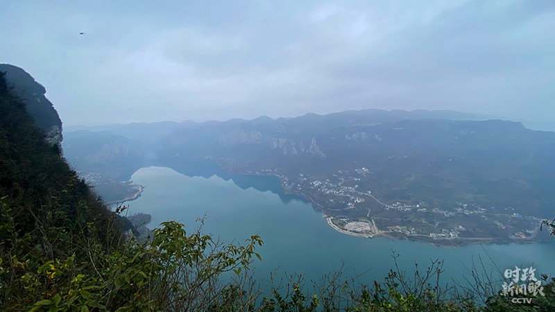 時(shí)政新聞眼丨習(xí)近平貴州考察：干成一番新事業(yè)，干出一片新天地