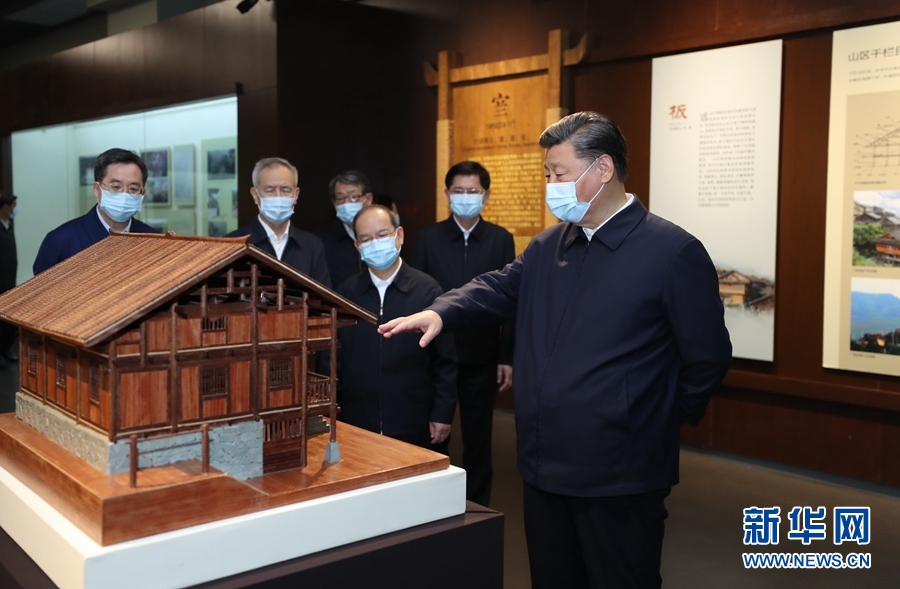 習(xí)近平在廣西考察時強調(diào) 解放思想深化改革凝心聚力擔(dān)當(dāng)實干 建設(shè)新時代中國特色社會主義壯美廣西