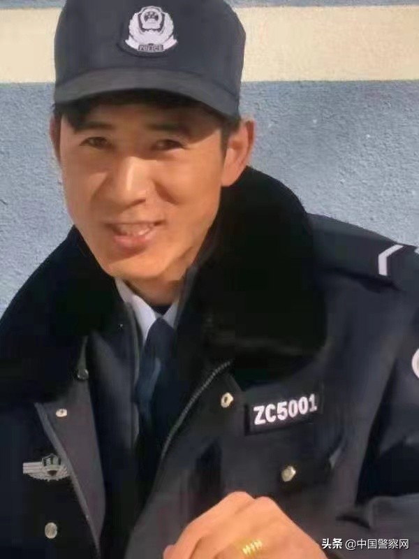 “我會游泳，你們別過來！”說完這句最勇敢的“謊言”后，他永遠躺在了湖底……