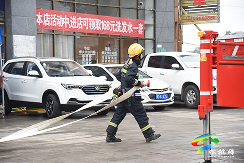 消防救援大隊(duì)：開展高層建筑測試 成功“救”出消防通道