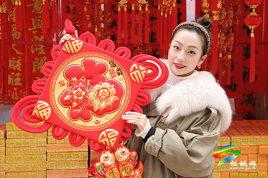 【網(wǎng)絡(luò)中國節(jié)•春節(jié)】​迎春節(jié)年貨市場銷售火爆