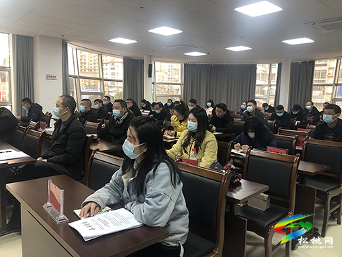​松桃召開2022年城鄉(xiāng)居民基本醫(yī)療保險(xiǎn)征繳工作調(diào)度會(huì)