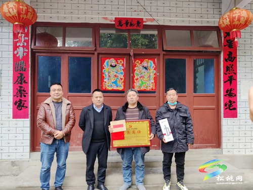 世昌街道：春節(jié)慰問暖人心，年味漸濃情亦濃