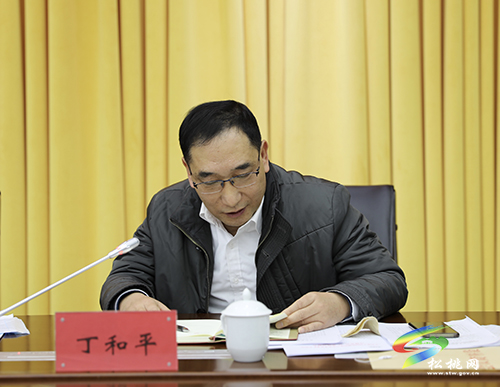 縣委召開常委擴(kuò)大會(huì)議專題傳達(dá)學(xué)習(xí)貫徹新國發(fā)2號文件