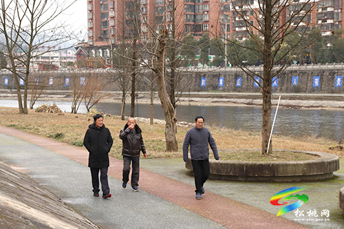 松江河畔塑膠跑道成為群眾休閑運(yùn)動(dòng)好去處