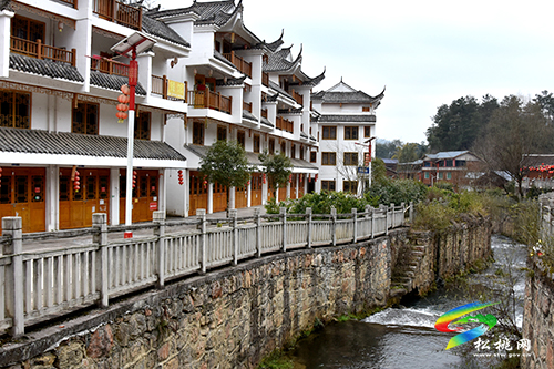 松桃開展特色田園鄉(xiāng)村示范村建設(shè)調(diào)研