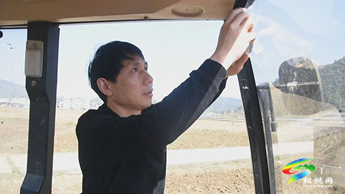 松桃農(nóng)業(yè)農(nóng)村局推行“一車一碼”精準打通便民服務通道